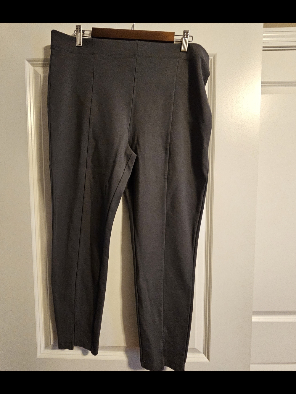 STYLUS Slim Ponte Leggings - Charcoal Gray